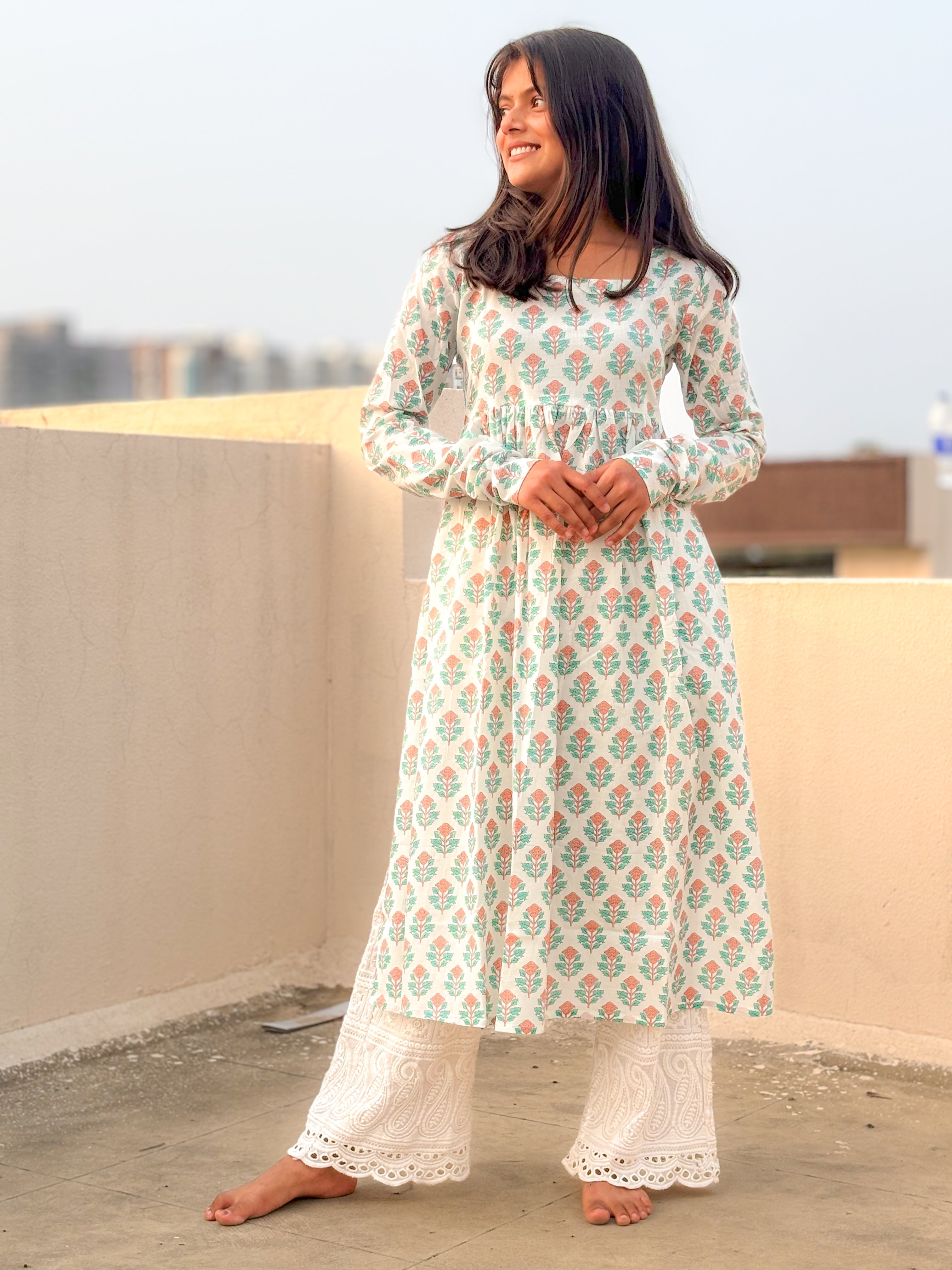 Pariyon Ki Saheli Churidaar Sleeves Long Kurta